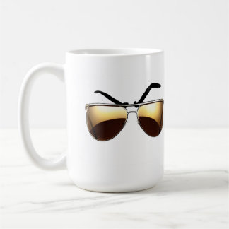 Mug Muggin moyen avec des aviateurs