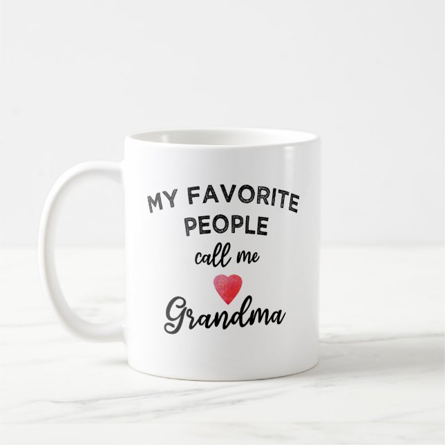 Mug My Favorite People Call Me Grandma heart grandkids (Gauche)