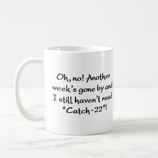 Mug n'ai pas lu "catch-22" (Gauche)