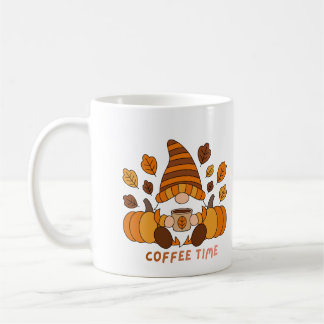 Mug Nain profitant du temps du café sur un