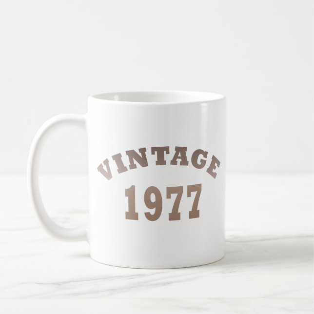 Mug Né en 1977 anniversaire vintage (Gauche)