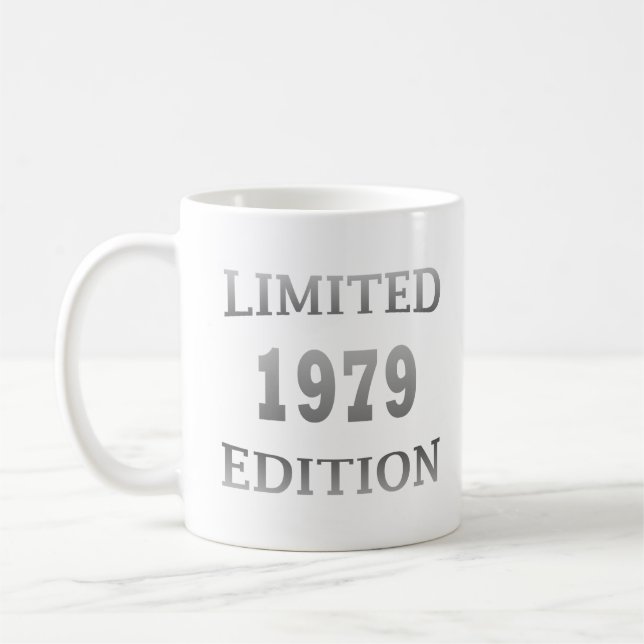 Mug né en 1979 anniversaire en édition limitée cadeau (Gauche)