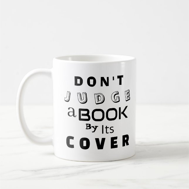 Mug "Ne juge pas un livre par sa couverture" (Gauche)