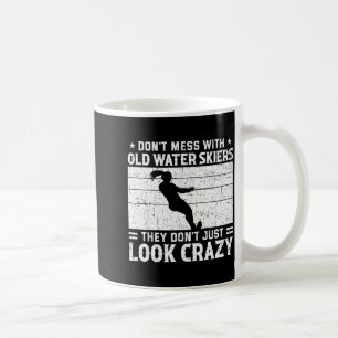 Mug Ne plaisante pas avec l'eau de ski nautique folle