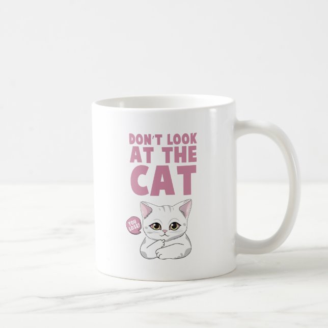 Mug Ne regardez pas le chat - Drôle chat blanc (Droite)