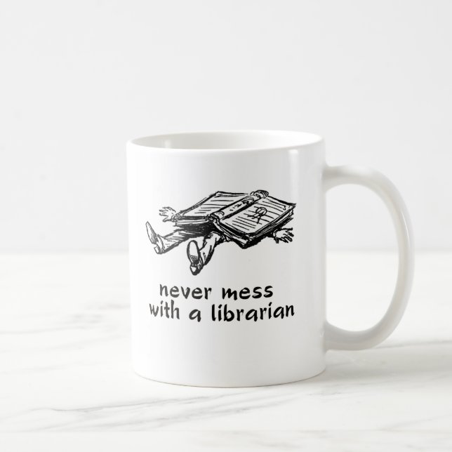 Mug Ne salissez jamais avec un bibliothécaire 2,0 (Droite)