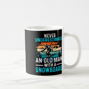 Mug Ne Sous-Estimez Jamais Un Vieux Homme Avec Un Sn À