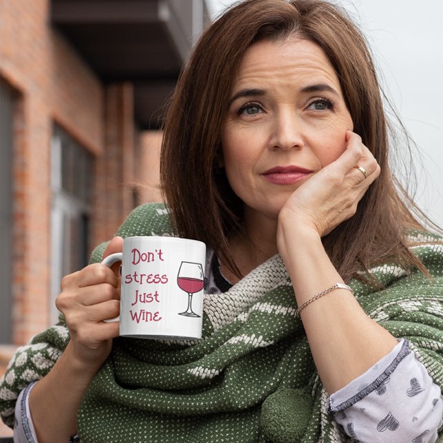 Mug Ne stresse pas, juste du vin (Créateur téléchargé)