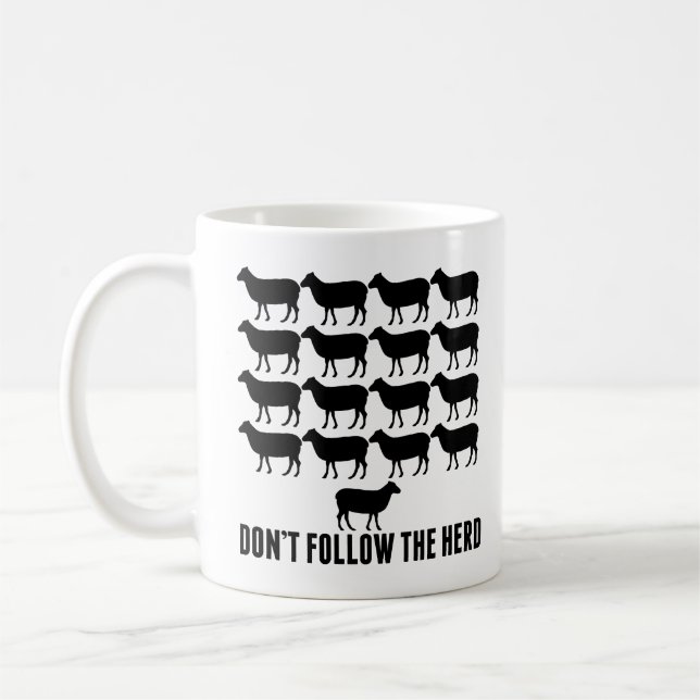 Mug Ne suivez pas le troupeau de moutons Soyez vos enf (Gauche)