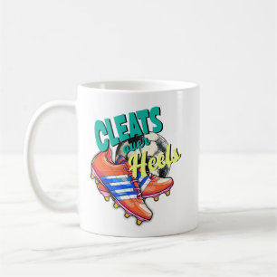 Mug Nettoie Sur Les Talons, Les Filles Football