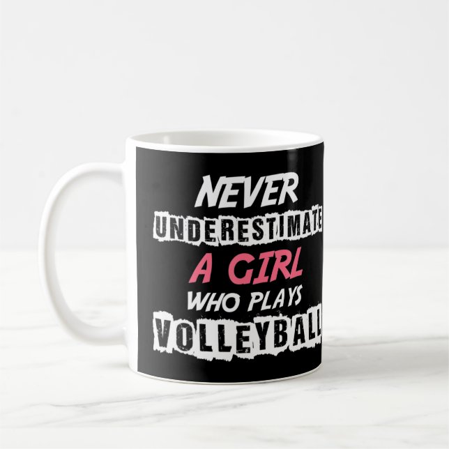 Mug Never Underestimate A Volley Girl (Gauche)