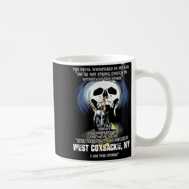 Mug Never Underestimate A West Coxsackie Ny Man  (Droite)