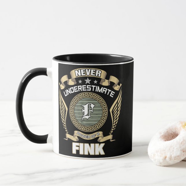 MUG NEVER_UNDERESTIMATE_POWER_OF_A_FINK (Avec donut)
