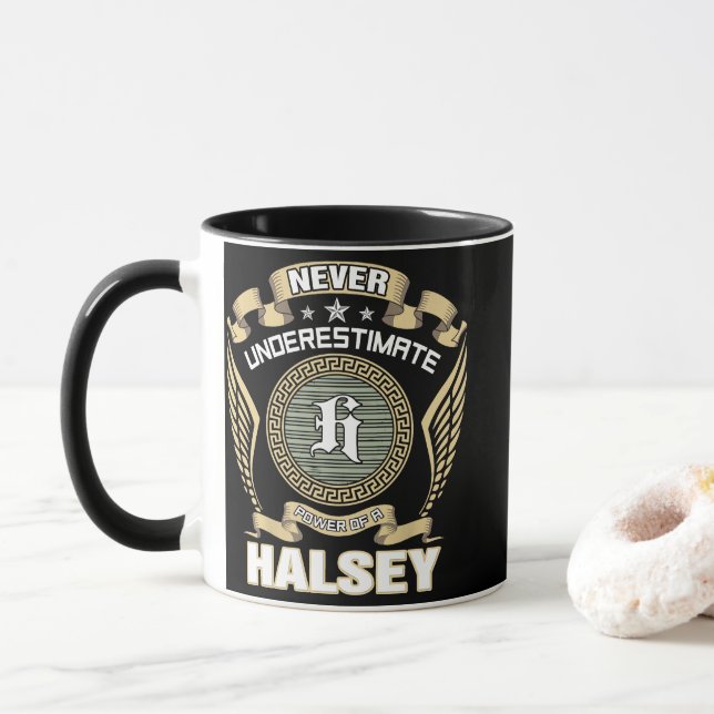 MUG NEVER_UNDERESTIMATE_POWER_OF_A_HALSEY (Avec donut)