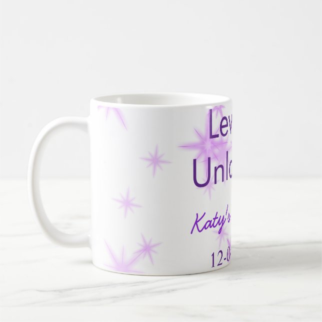 Mug Niveau 2 déverrouillé ajouter nom d'anniversaire d (Gauche)