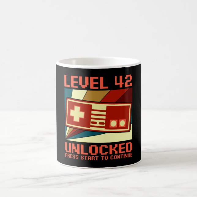 Mug NIVEAU 42 DÉVERROUILLÉ 42 Jeu cadeau d'anniversair (Centre)