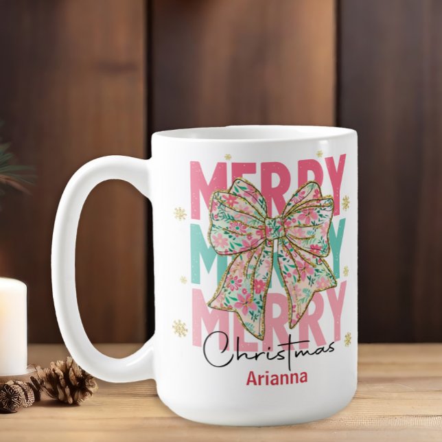 Mug Noël Ruban Rose Vert Turquoise Nom (Pastel pink and teal "Merry Christmas" mug with a big floral bow. Customized with a name)
