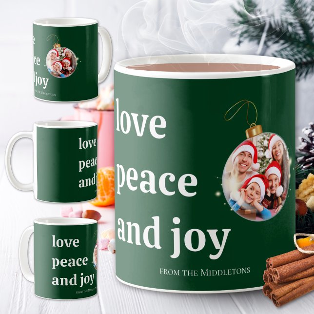 Mug Noël vert Photo de famille Amour Paix Joie (Créateur téléchargé)