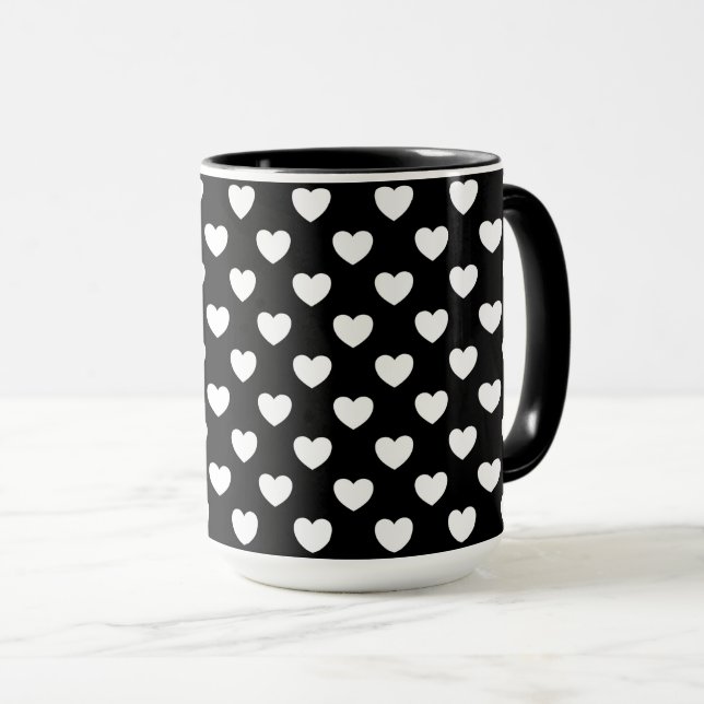 Mug Noir aux Coeurs Blancs Polka Dot Motif (Devant droit)