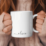 Mug Noir Blanc Script Monogramme Nom Moderne<br><div class="desc">Monogramme blanc et noir Nom Coupe de café ou Mug. Cela rend le cadeau parfait pour 16 ans,  mariage,  douche nuptiale,  anniversaire,  baby shower ou bachelorette pour quelqu'un qui aime le luxe glam et les styles chic.</div>