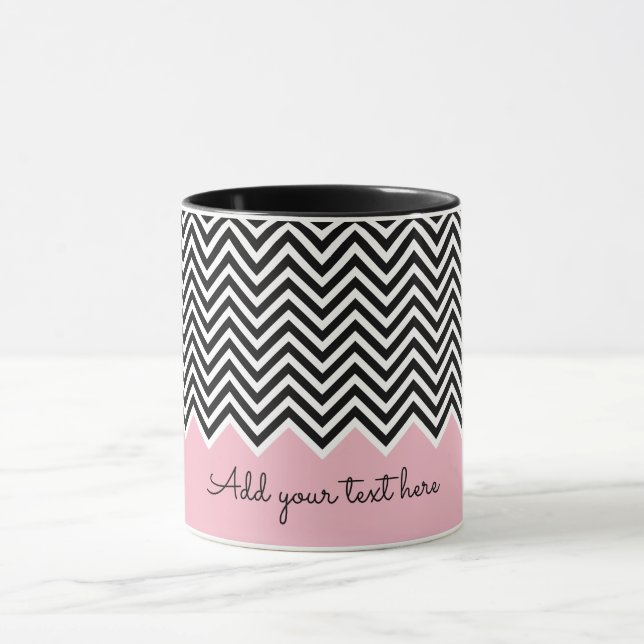 Mug Noir et bébé rose moderne Chevron Custom TEXT (Centre)