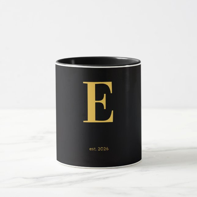 Mug noir lettre E or | Mug à monogramme minimalist (Centre)