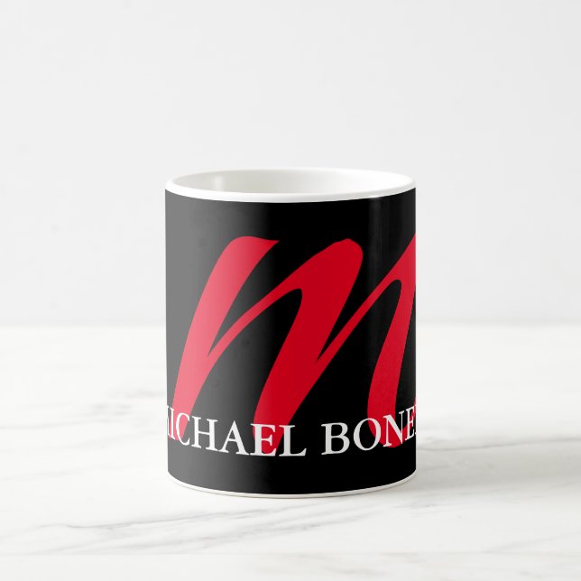 Mug Noir moderne rouge monogramme professionnel (Centre)