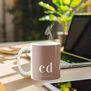 Mug Nom des initiales du monogramme marron de Moca