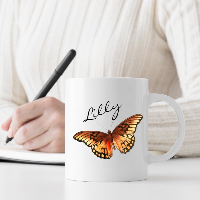 Mug Nom du monogramme du script papillon (Créateur téléchargé)
