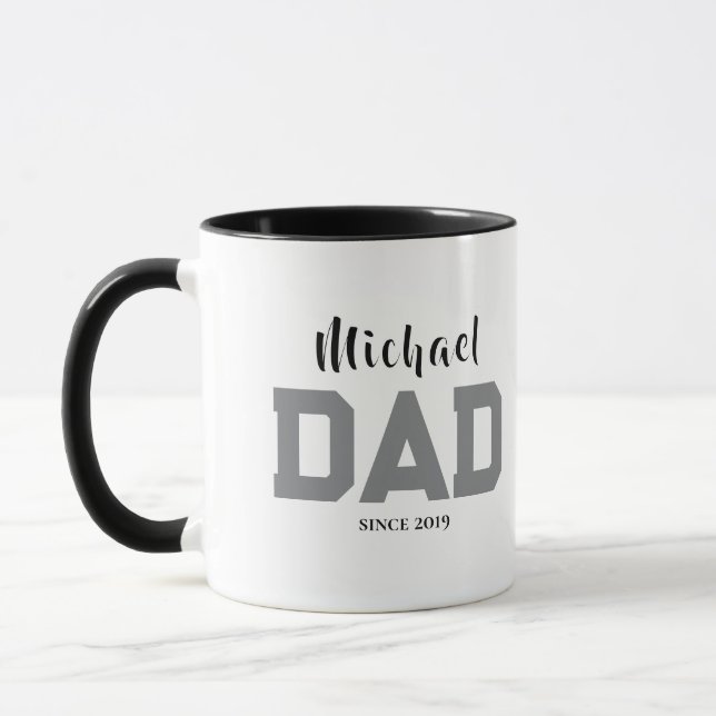 Mug Nom Papa Depuis Année Typographie Simple Père  (Gauche)