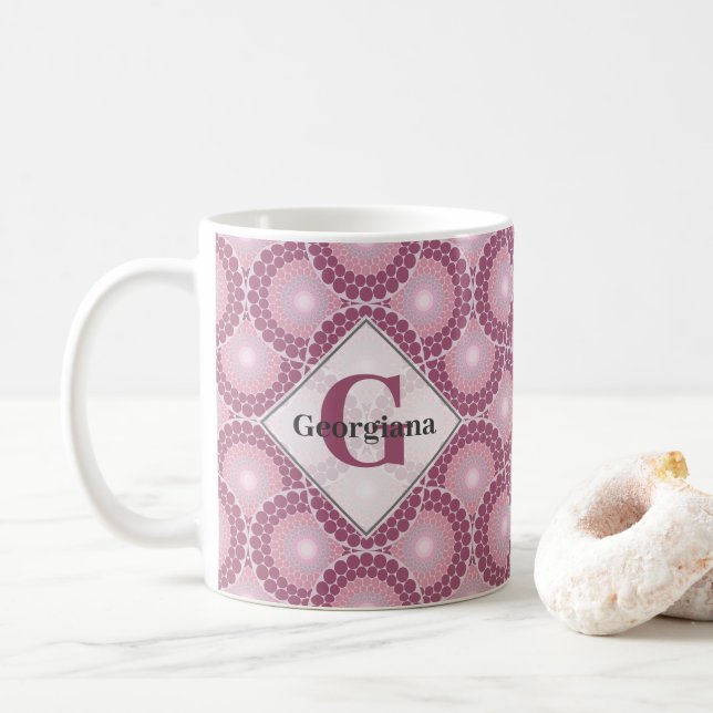 Mug Nom personnalisé 1920s Radiant Dusky Rose Dot Mand (Avec donut)