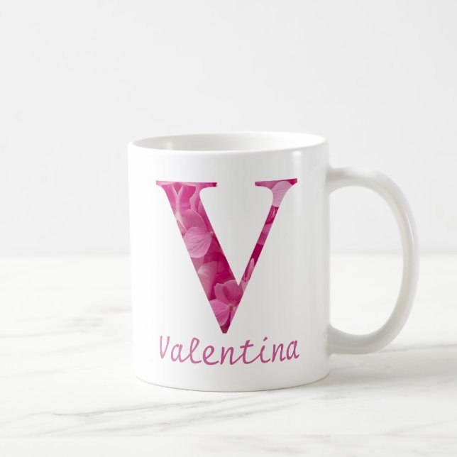 Mug Nom personnalisé Pink Floral Alphabet Lettre "V" M (Droite)
