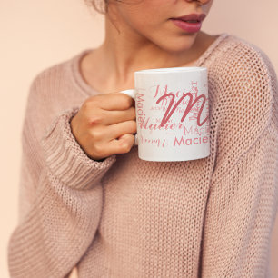 Mug nom personnalisé typographie rose personnalisée