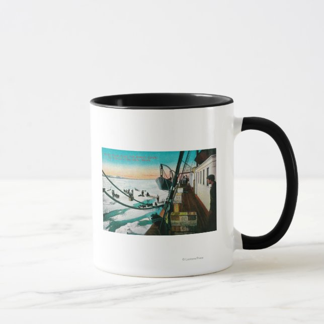 Mug Nome, Alaska Steamer Corwin déchargement du fret (Droite)