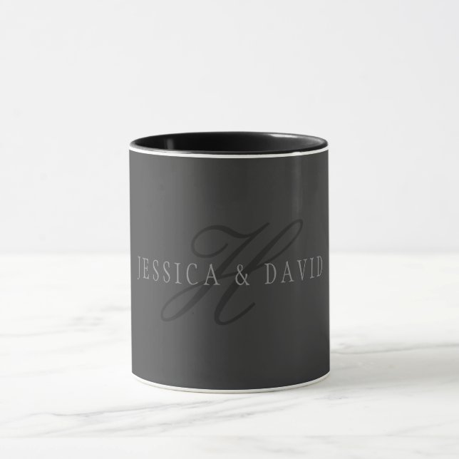 Mug Noms élégants & Monogramme | Gris foncé & clair (Centre)