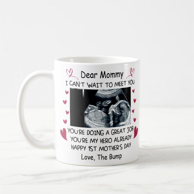 Mug Notre premier cadeau de fête des mères pour maman (Gauche)