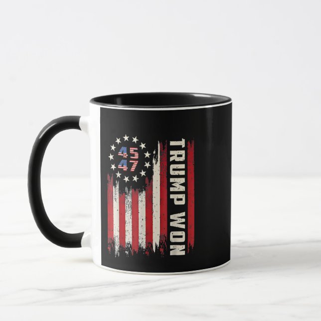 Mug Nous avons gagné TRUMP INAUGURATION Drapeau améric (Gauche)