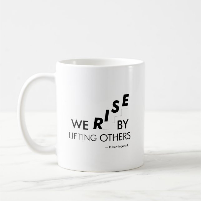 Mug Nous nous élevons en élevant les autres (Gauche)