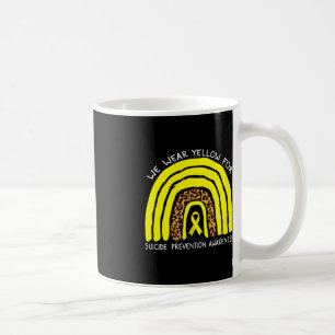 Mug Nous portons un arc-en-ciel jaune pour la préventi