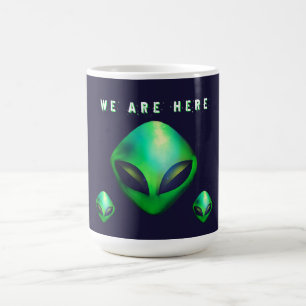 Mug "Nous sommes ici" tête d'alien vert