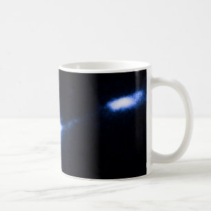 Mug Noyau M87 et noeud lumineux - STIS.