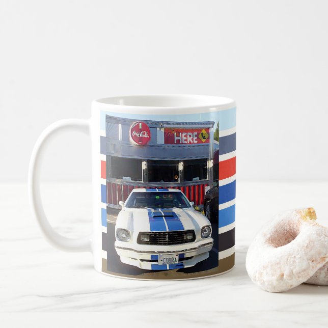 Mug Nuit classique de croisière en voiture au dîner (Avec donut)