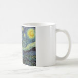 Mug Nuit étoilée - van Gogh<br><div class="desc">De la lampe du mineur de Nuenen à celle qu'il plaça sur son rebord de fenêtre suivant la scène avec Gauguin ; de la vedette du soir il nota en 1875 dans Corot Olive Orchard à la lettre qu'il écrivit à son frère en août 1888, dans laquelle il disait :...</div>