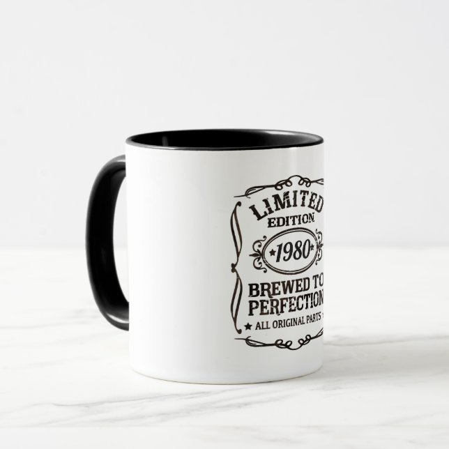 Mug Numéro d'année de naissance personnalisé édition v (Devant gauche)