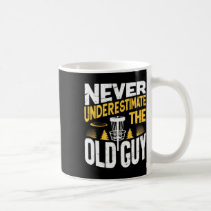 Mug N'underestimez Jamais Le Vieux Monsieur Disc Golf