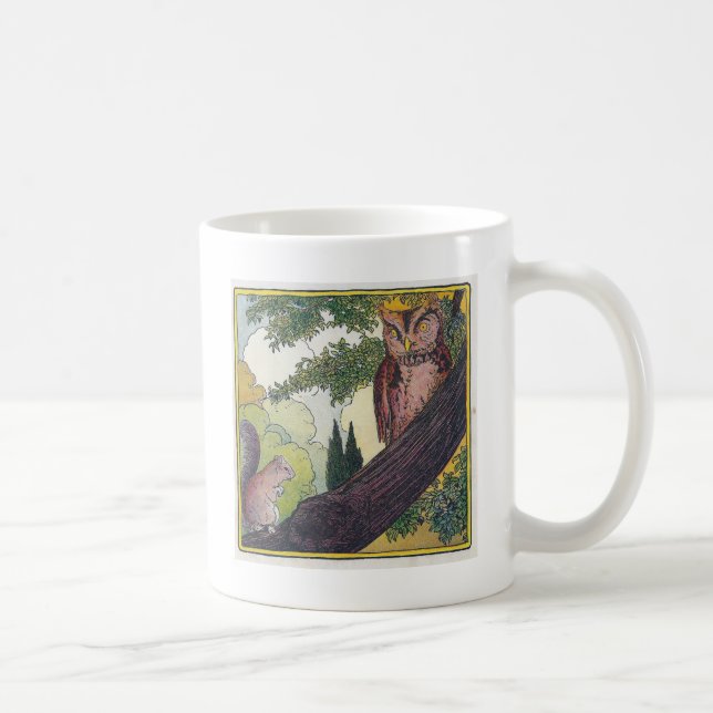 Mug O est l'ancien hibou qui est assis dans un arbre (Droite)