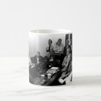 Mug Obama dans la salle de crise de la Maison Blanche