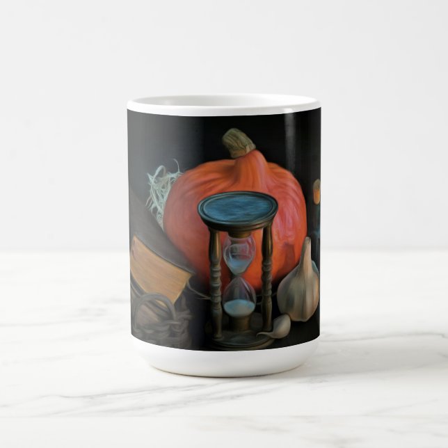 Mug Objets de sorcellerie sur une table dans une pièce (Centre)