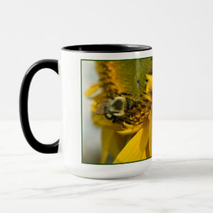Mug Occupé Bee sur un tournesol