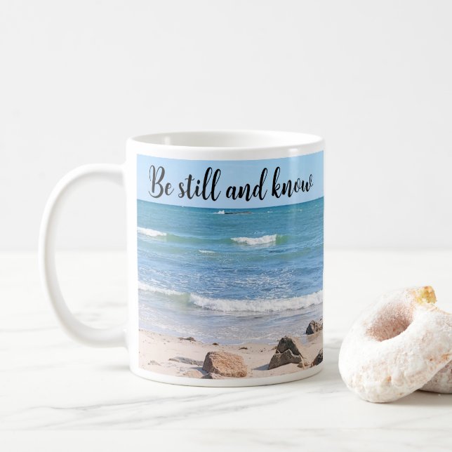 Mug Ocean Photo Be Still Bible Verse Blue (Avec donut)